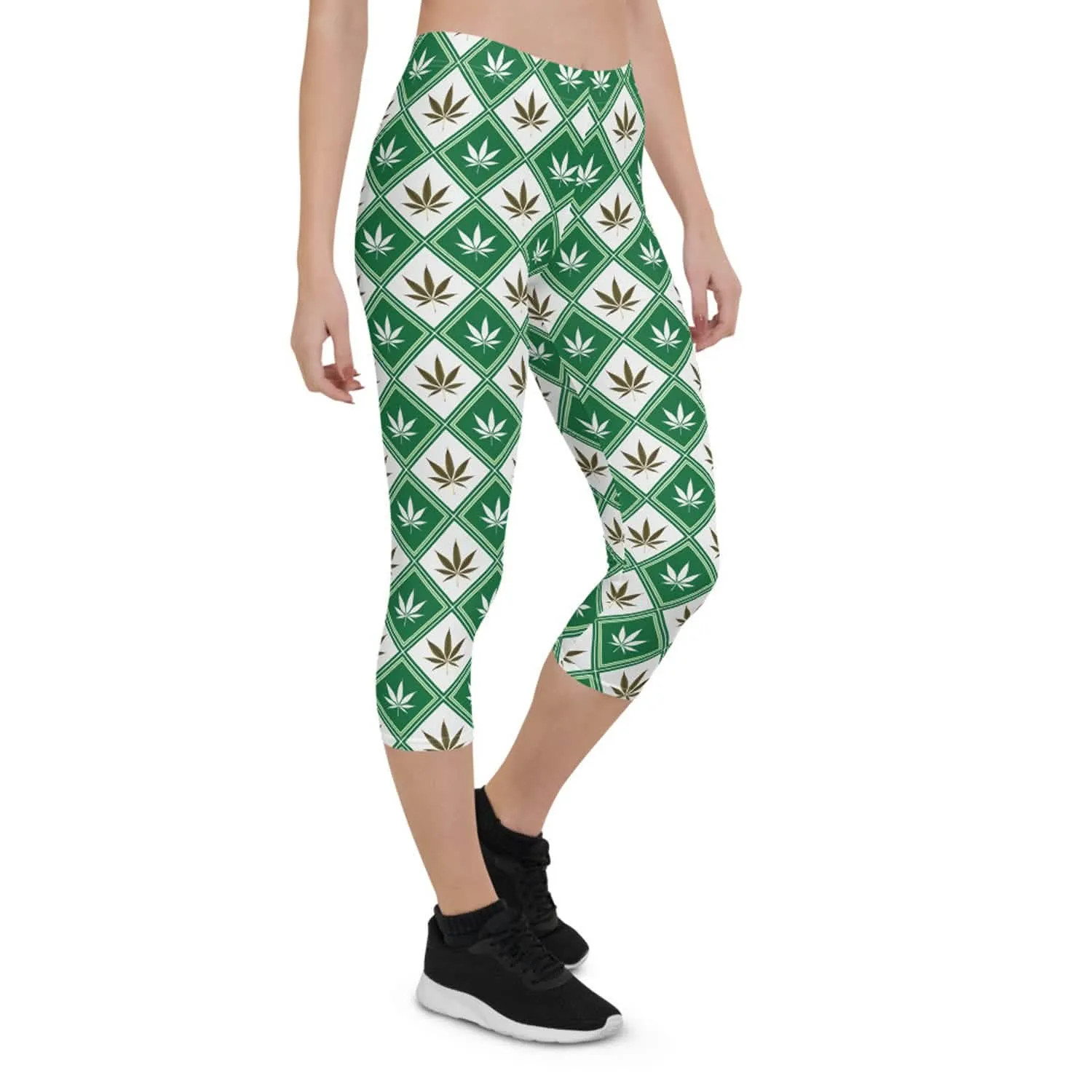 Chic Cannabis Print Capri Leggings for Women's Active Lifestyle