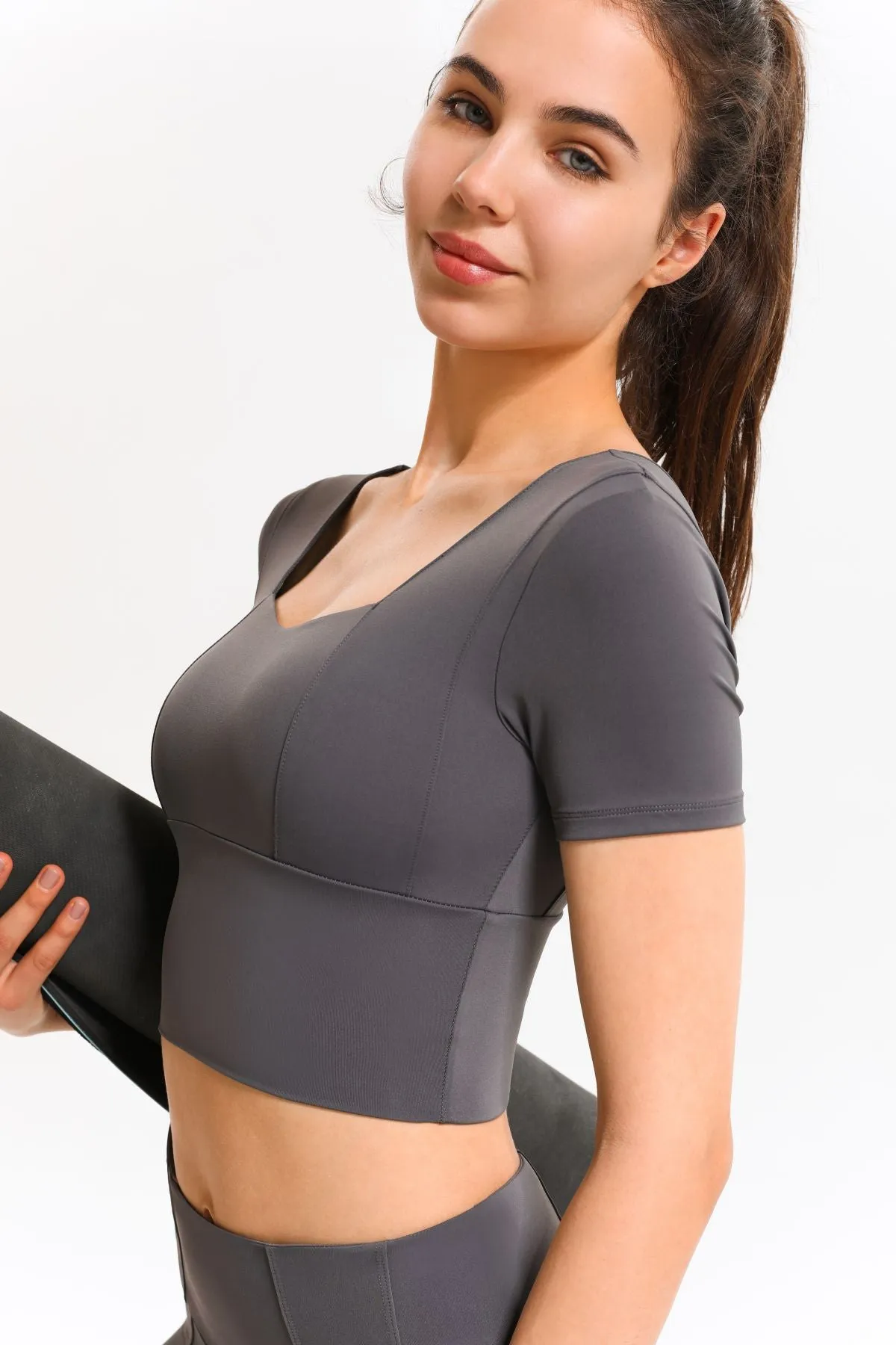 Cropped Short Sleeve Shirts Built-in Bra