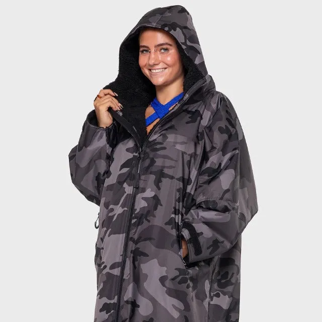 Warm Waterproof Swim Parka Oversized Hooded Robe Sherpa Liner Swimming Coat Dry Robe Surf One Size Poncho