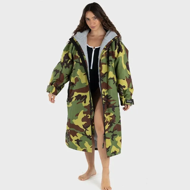 Warm Waterproof Swim Parka Oversized Hooded Robe Sherpa Liner Swimming Coat Dry Robe Surf One Size Poncho